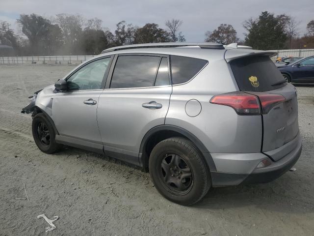 Toyota RAV4 Le Image 8