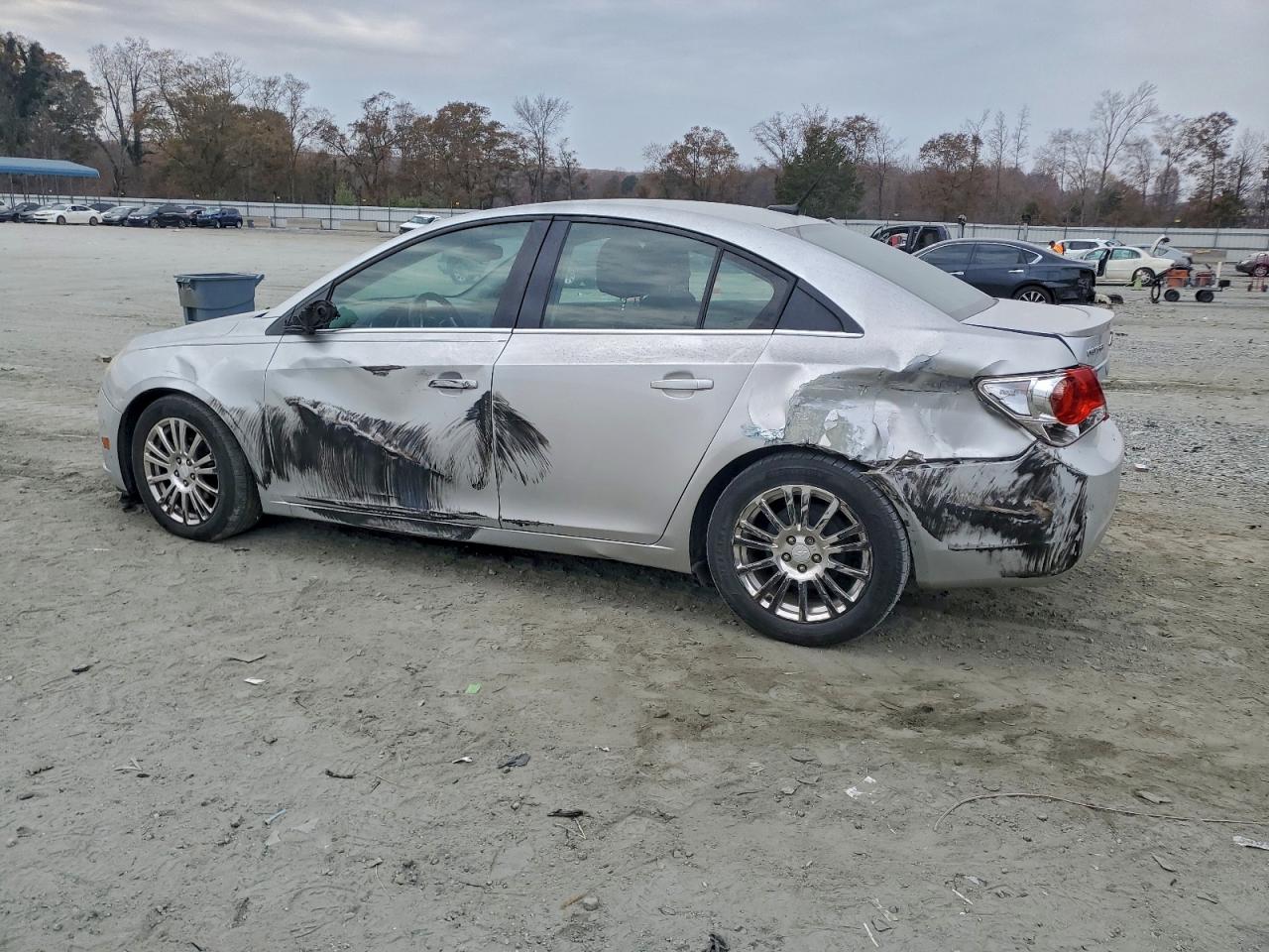 Chevrolet Cruze Eco Image 10