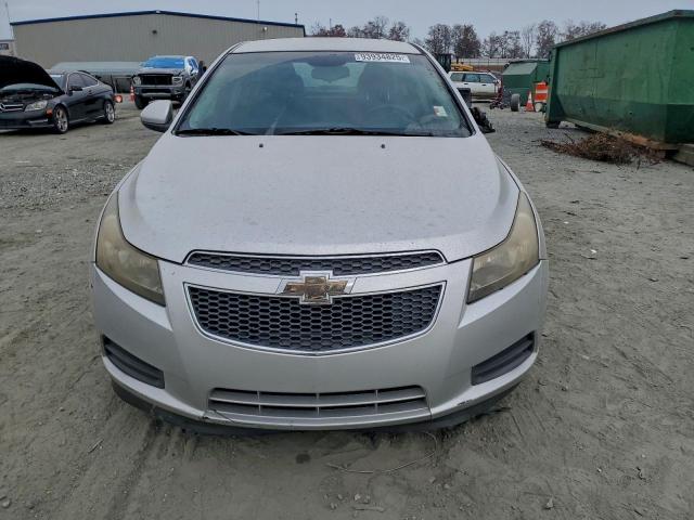 Chevrolet Cruze Eco Image 12