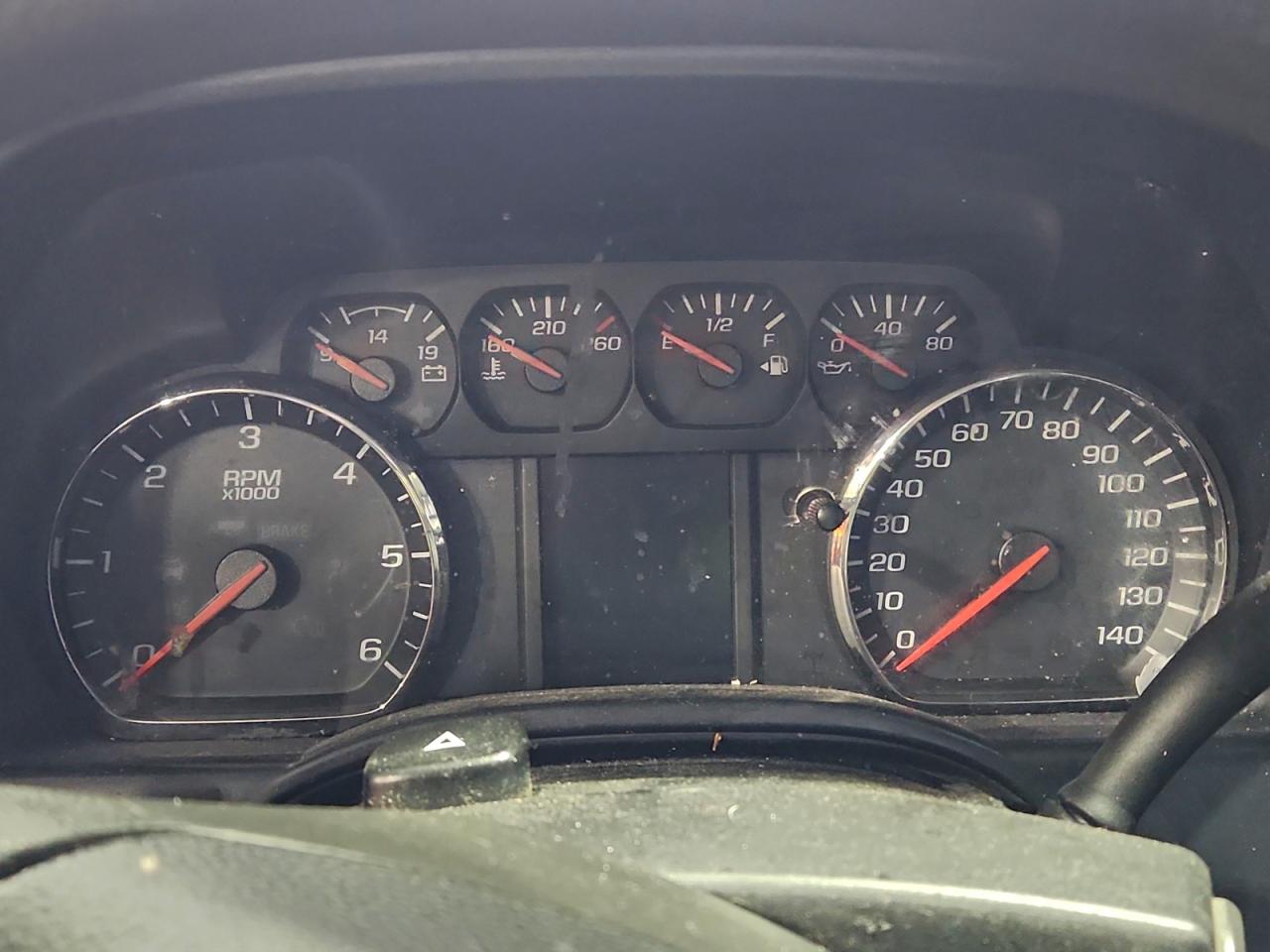 Chevrolet Silverado C1500 Image 12