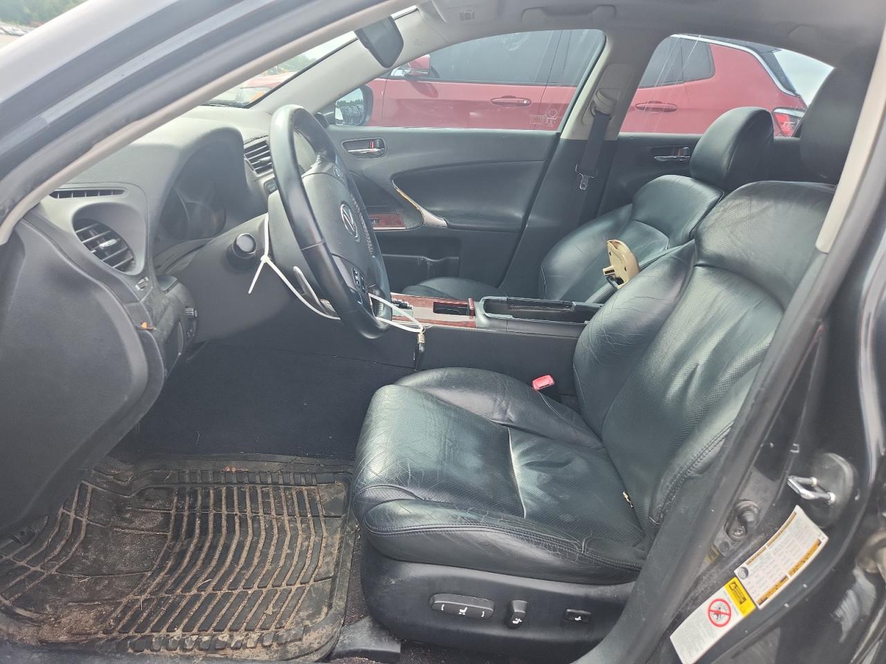 Lexus Is 350 Image 10