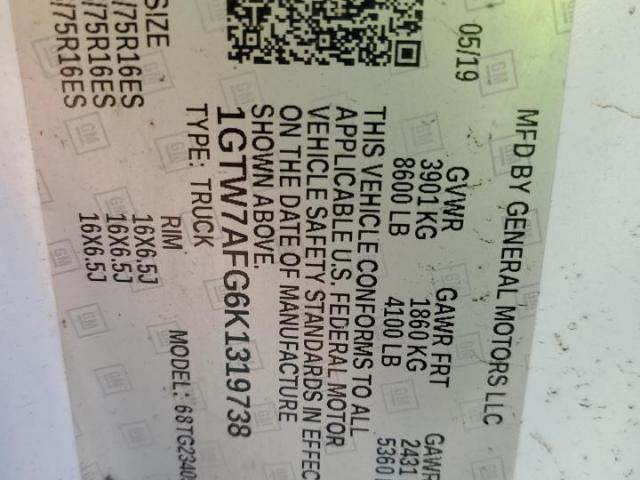 GMC Savana G2500 Image 11