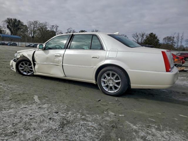 Cadillac DTS Luxury Collection Image 6