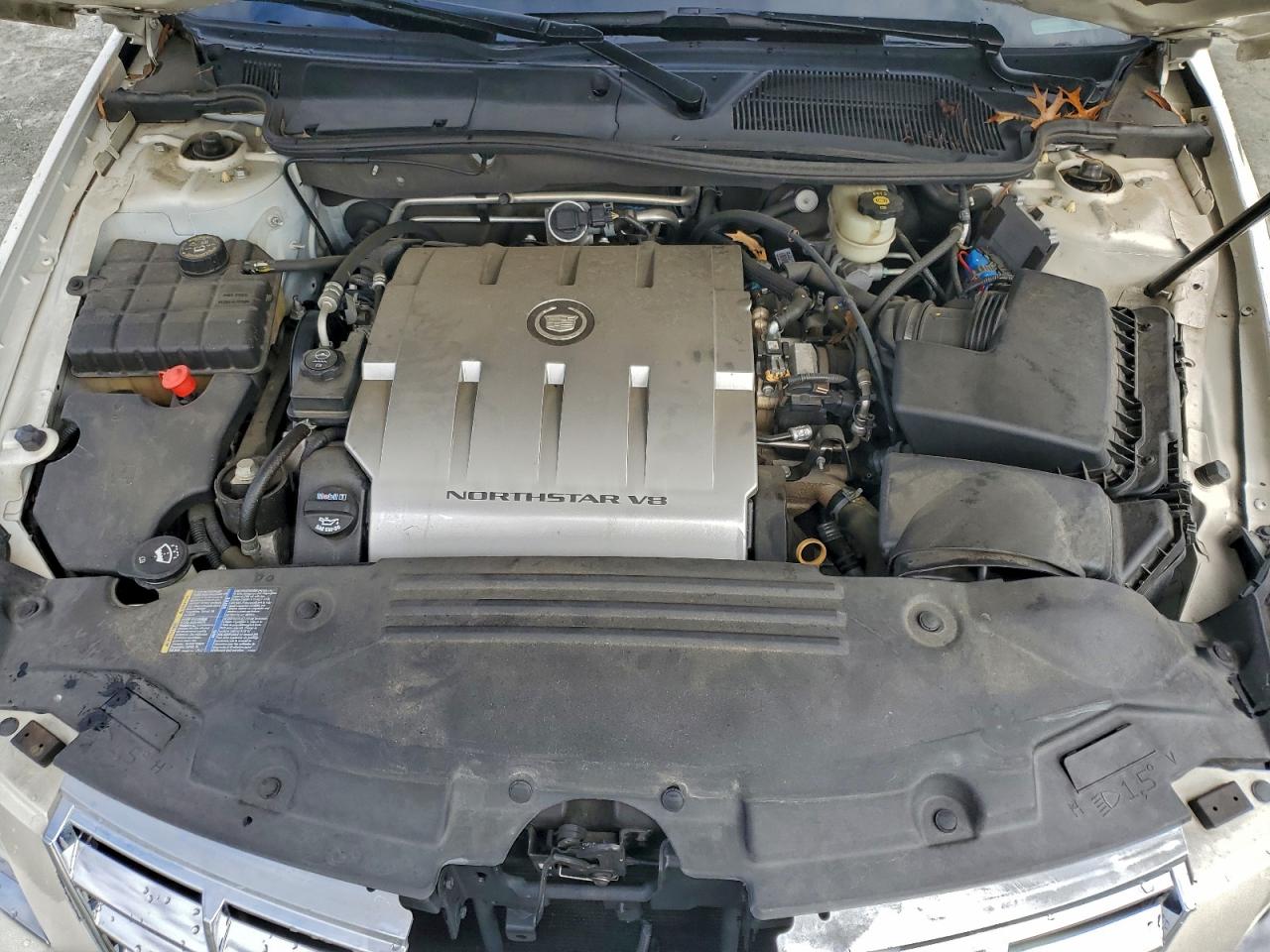 Cadillac DTS Luxury Collection Image 10