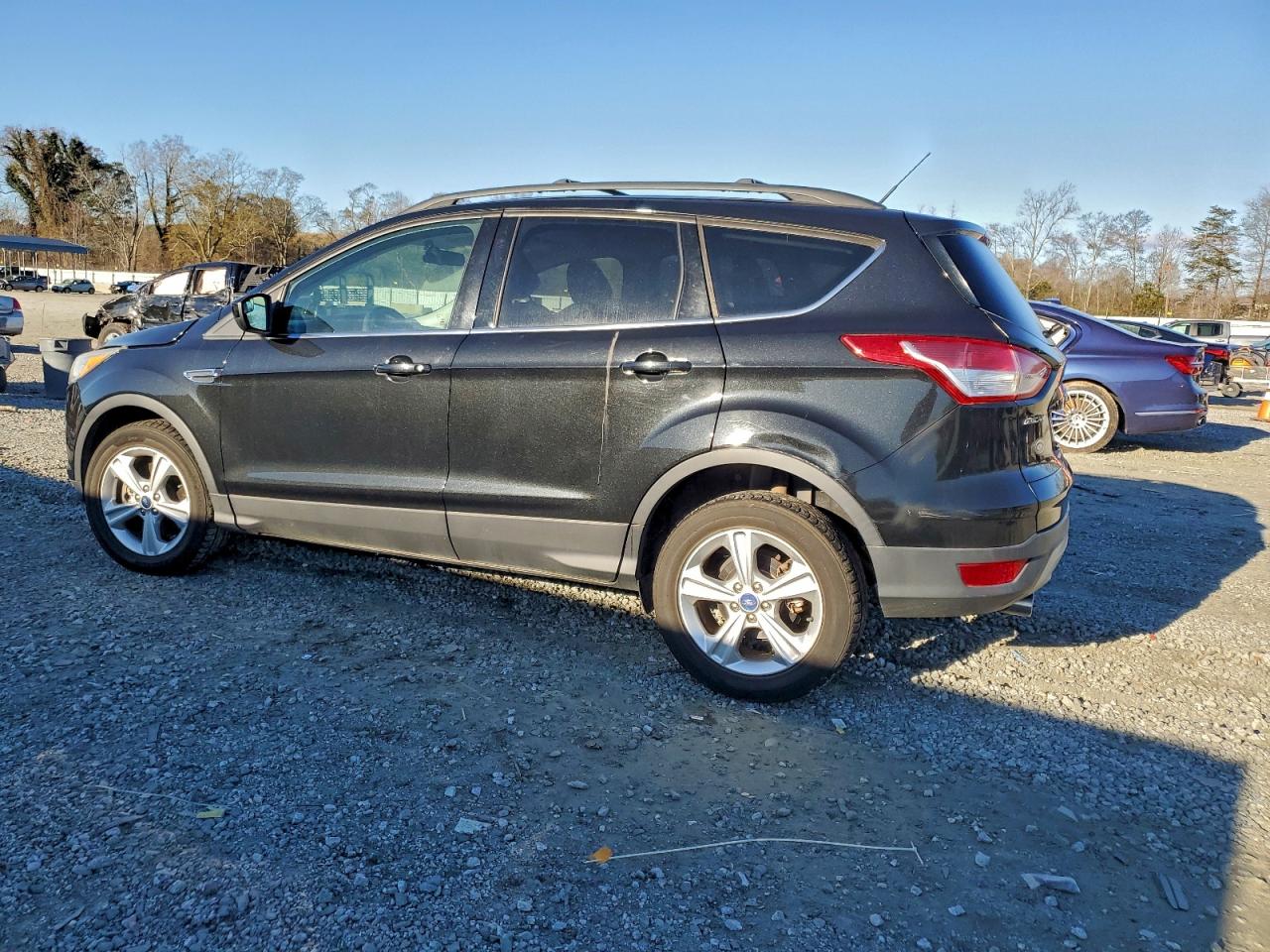 Ford Escape Se Image 12