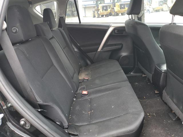 Toyota RAV4 Le Image 5