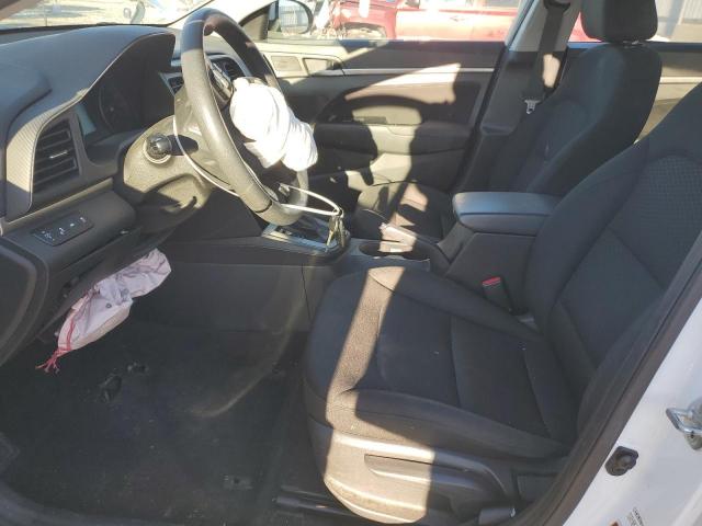 Hyundai ELANTRA Sel Image 2