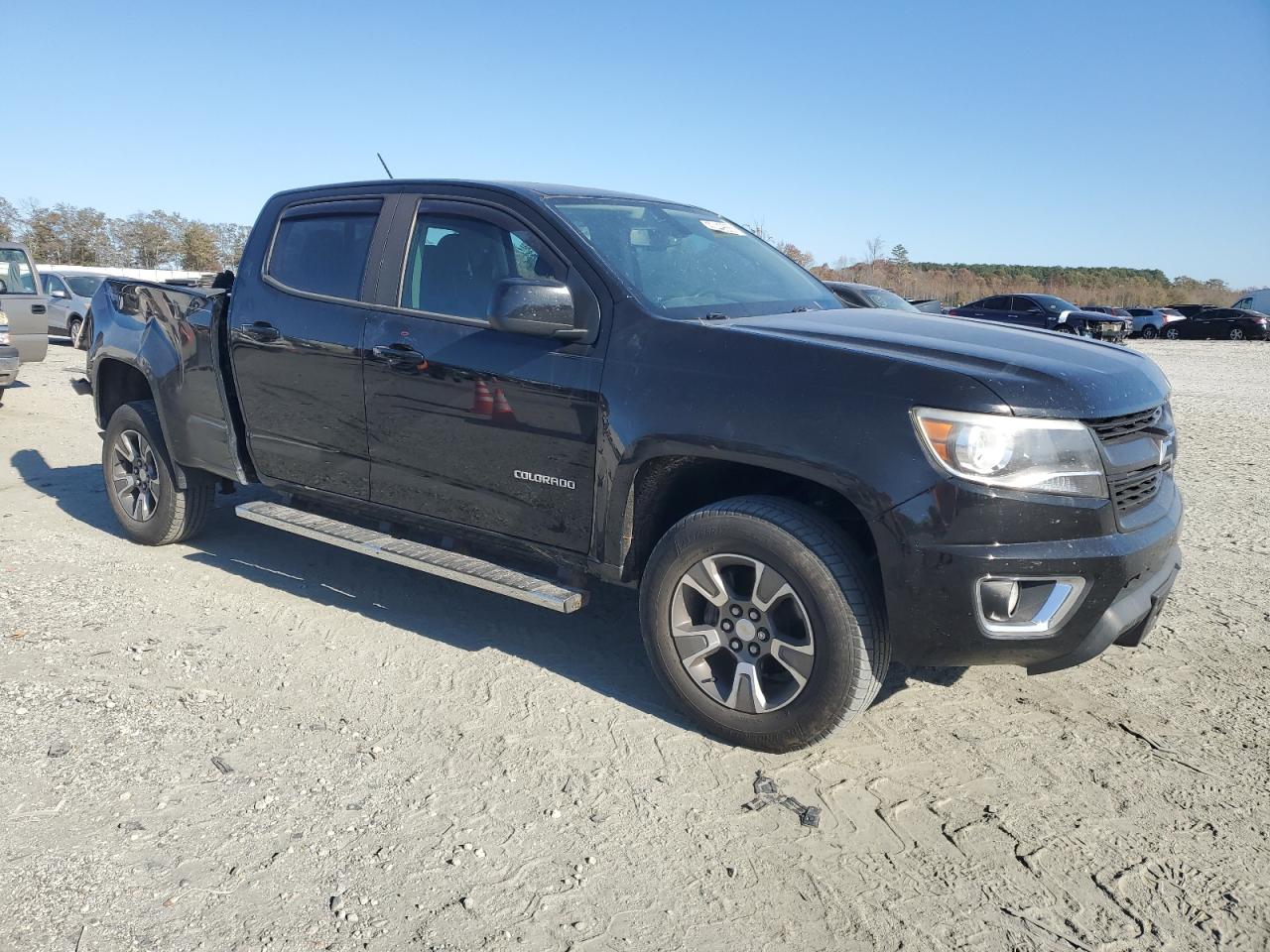 Chevrolet Colorado Z71 Image 2