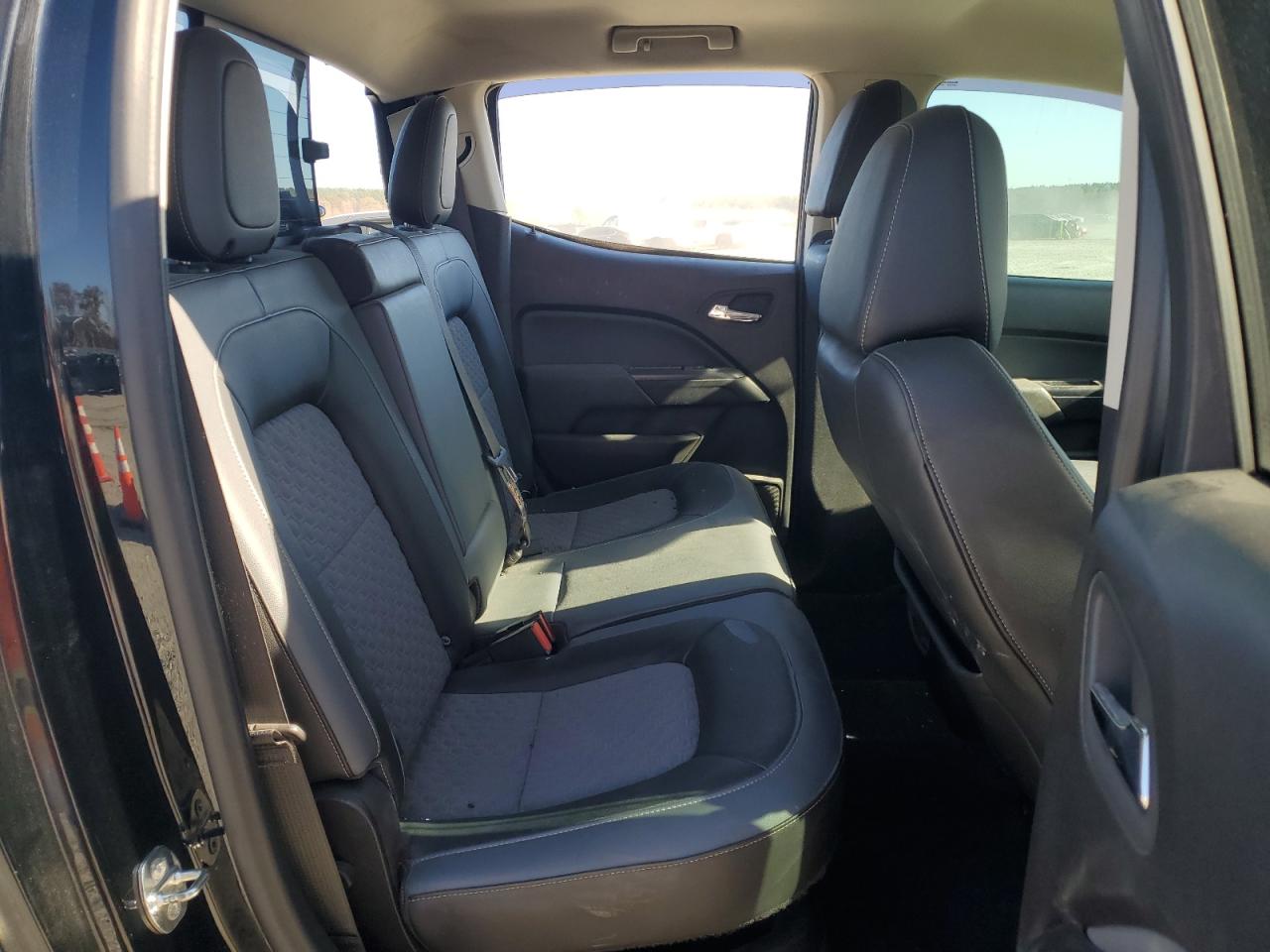 Chevrolet Colorado Z71 Image 8