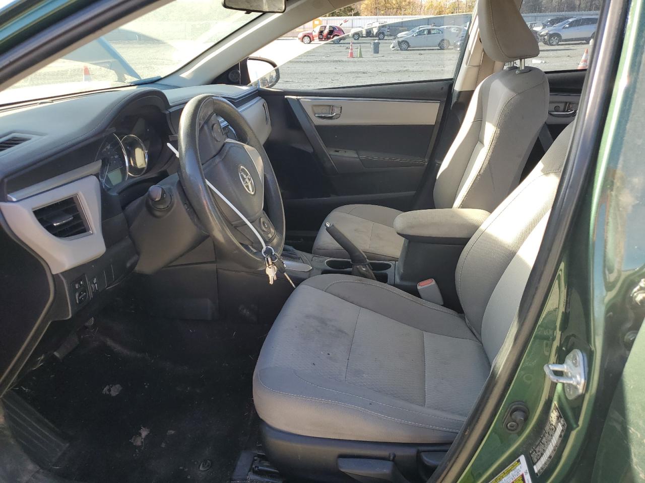 Toyota Corolla L Image 4