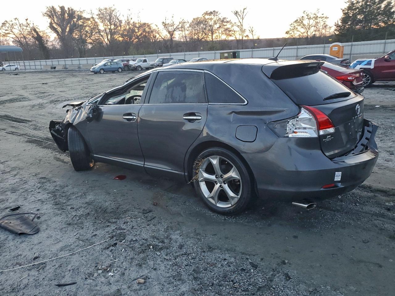 Toyota Venza Image 3