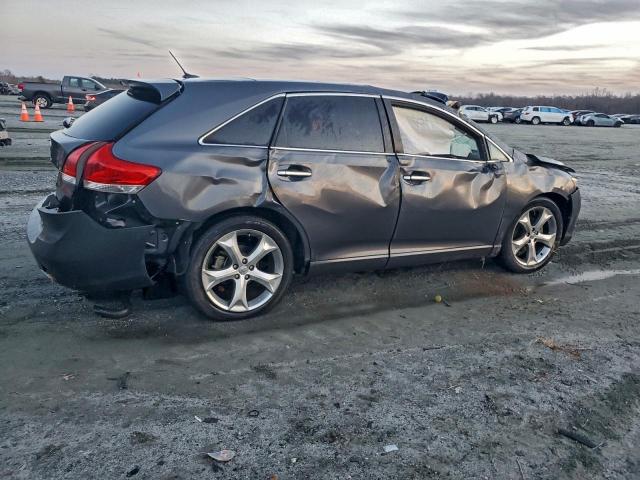 Toyota Venza Image 5