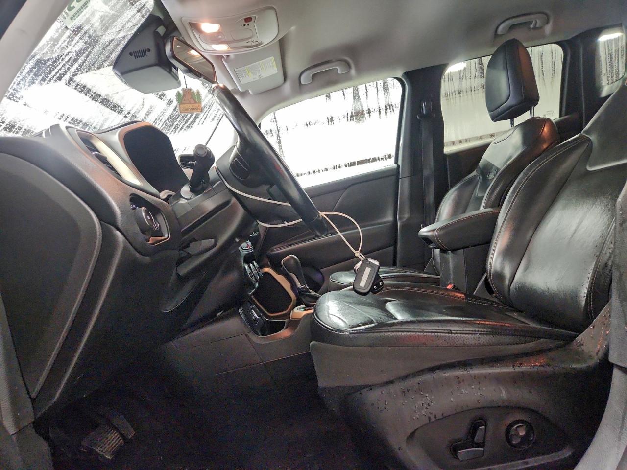 Jeep Renegade Limited Image 6