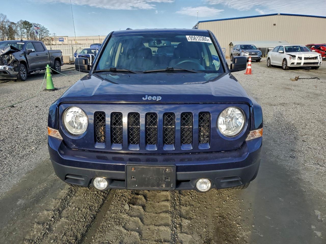 Jeep Patriot Sport Image 11