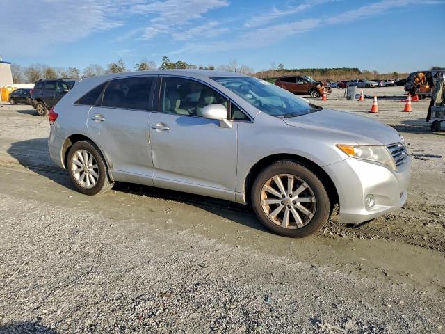 Toyota Venza Image 3