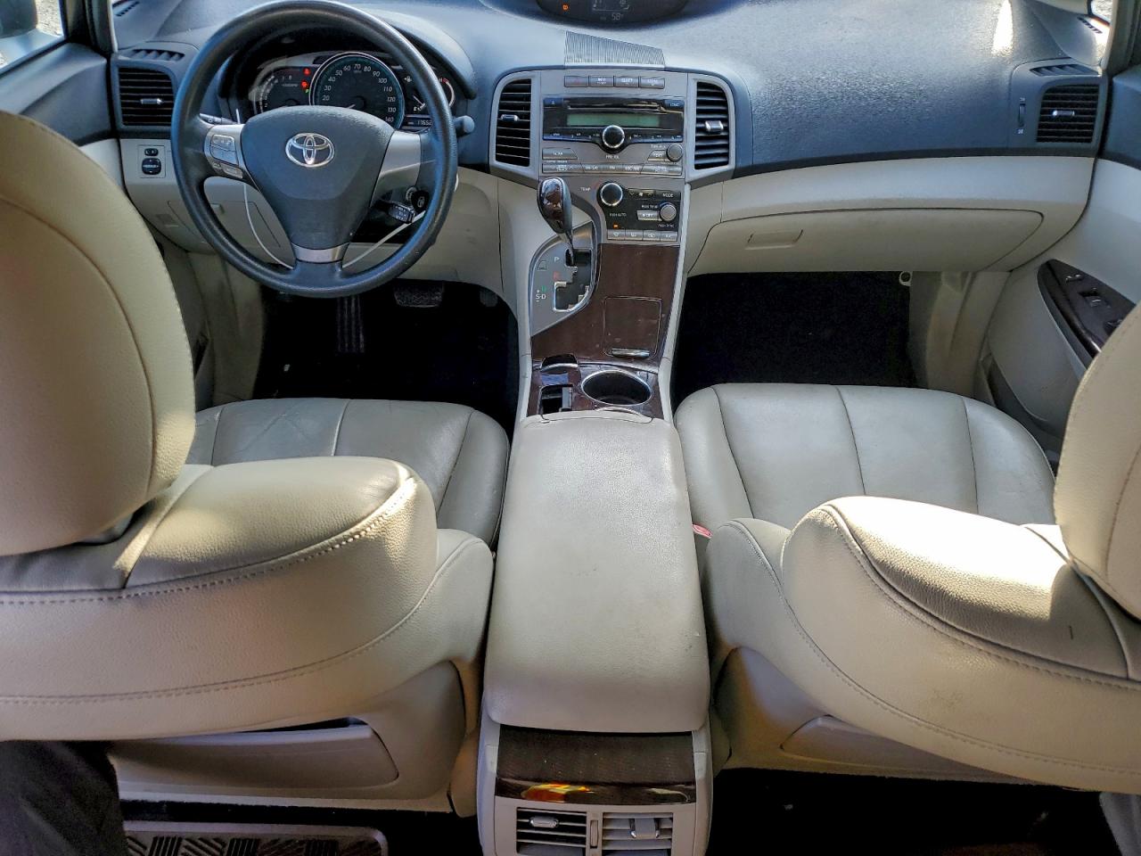 Toyota Venza Image 9