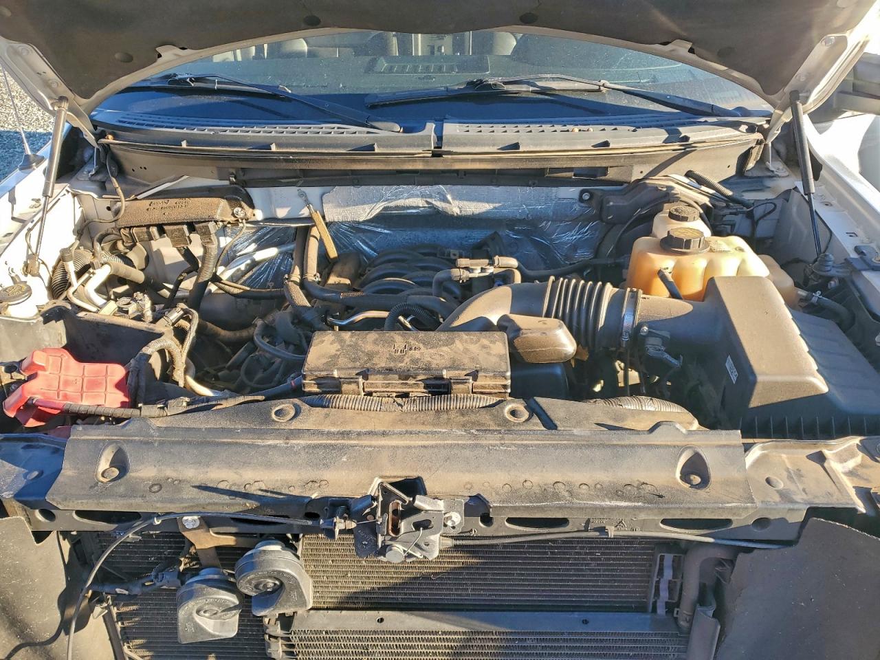 Ford F-150 Supercrew Image 5