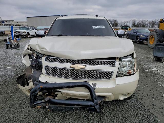 Chevrolet Tahoe C1500 Ltz Image 11