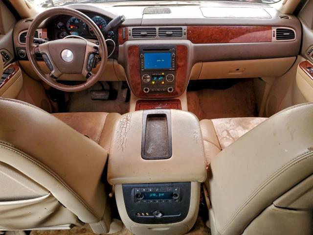 Chevrolet Tahoe C1500 Ltz Image 5