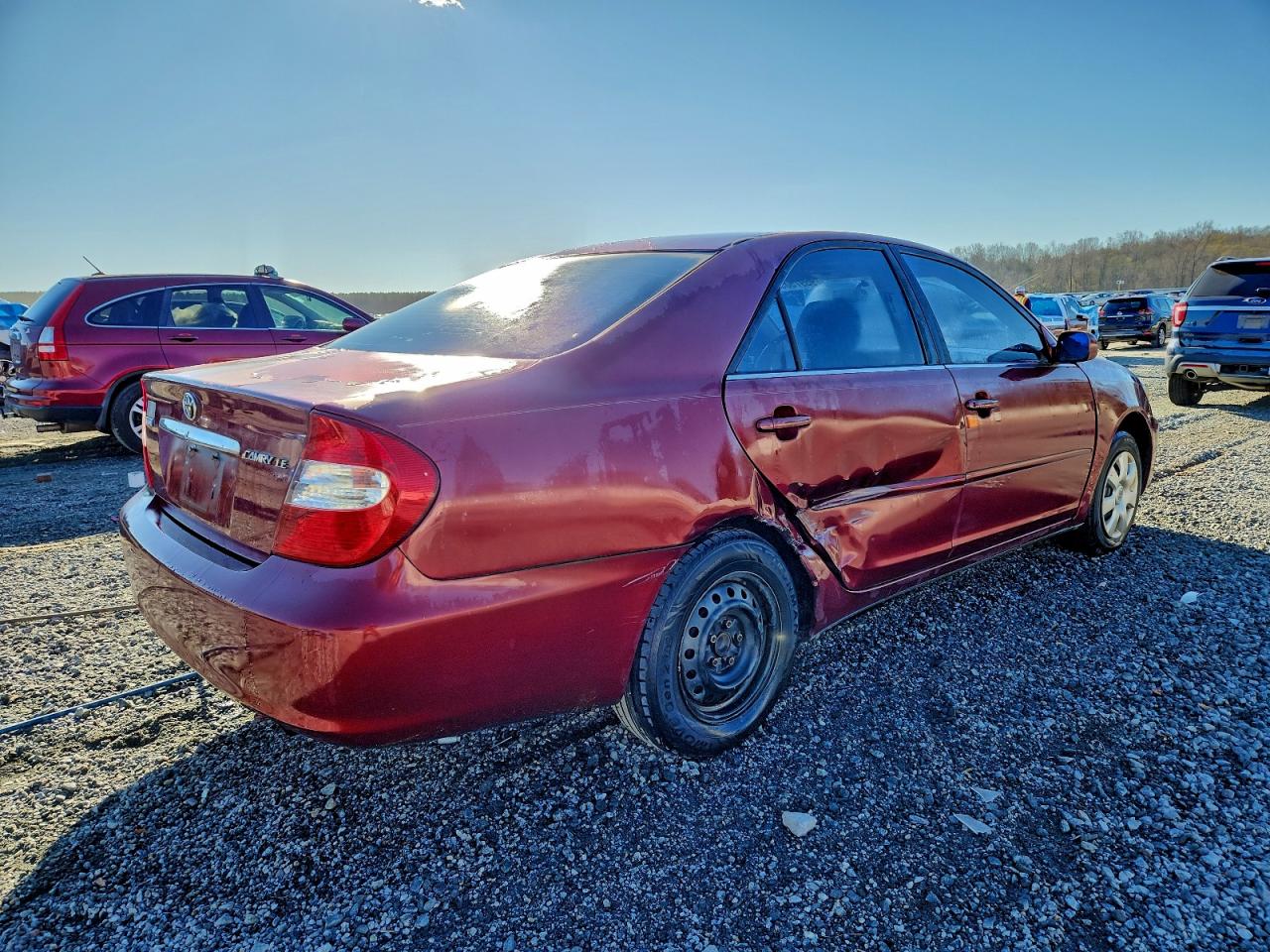 Toyota Camry Le Image 3