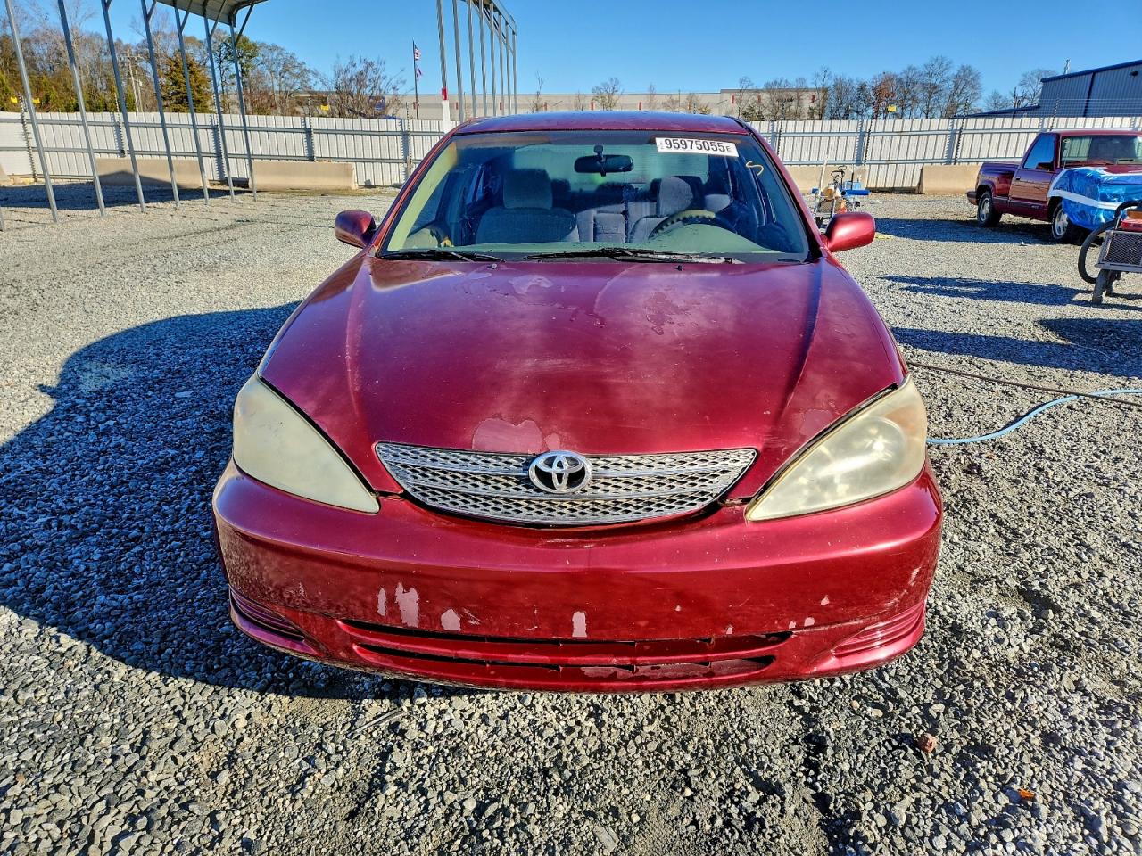 Toyota Camry Le Image 11