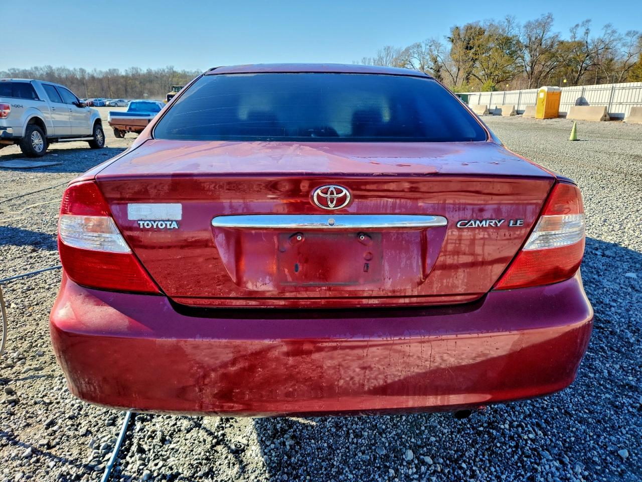 Toyota Camry Le Image 12