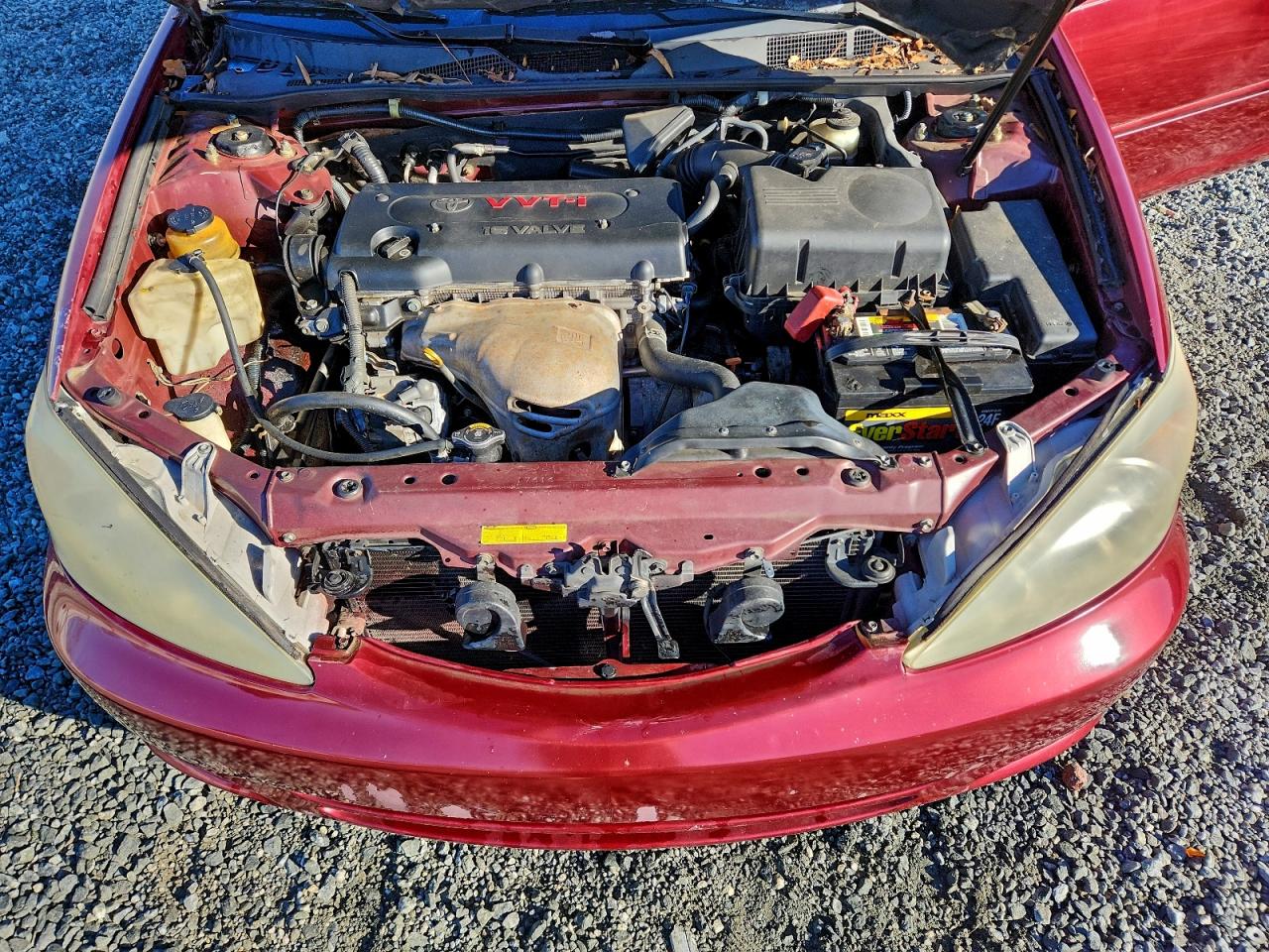 Toyota Camry Le Image 6