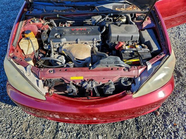 Toyota Camry Le Image 6