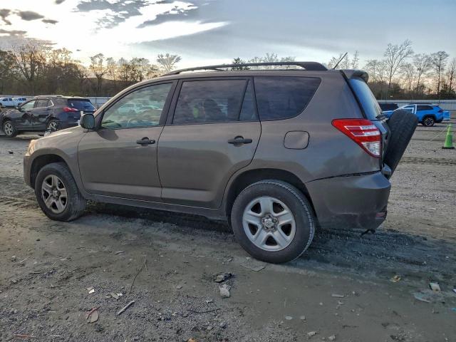 Toyota RAV4 Image 4