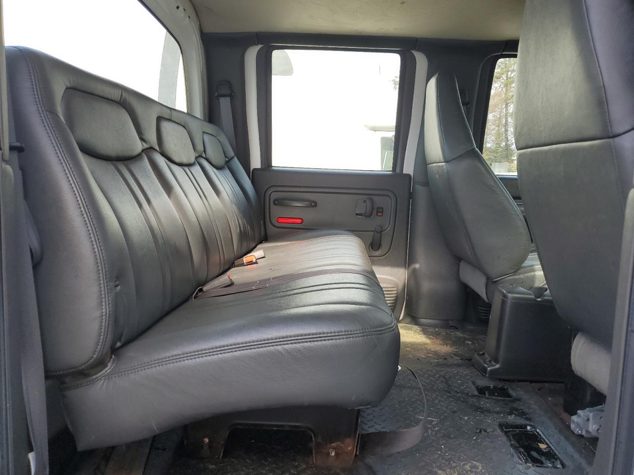 Chevrolet Ck Series C7e042 Image 9