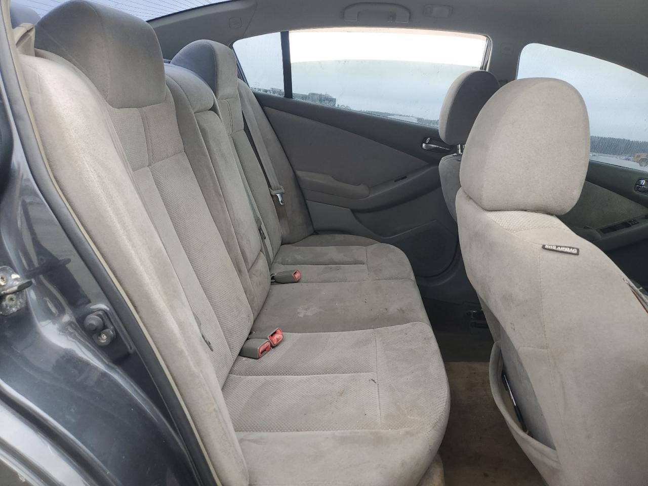 Nissan Altima 2.5 Image 9