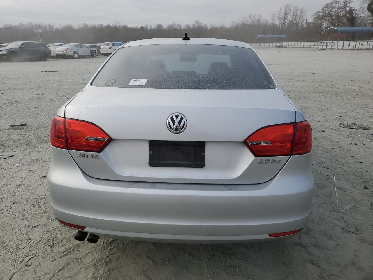 Volkswagen Jetta Se Image 11