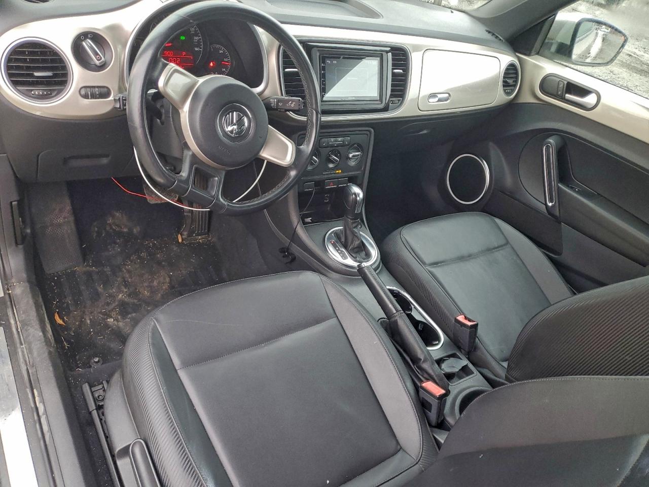 Volkswagen Beetle Image 9