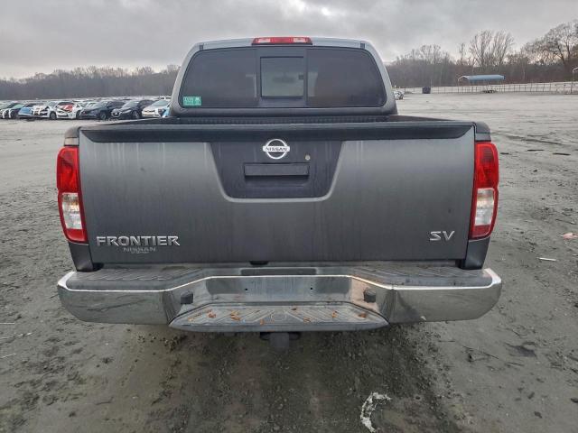 Nissan Frontier S Image 8