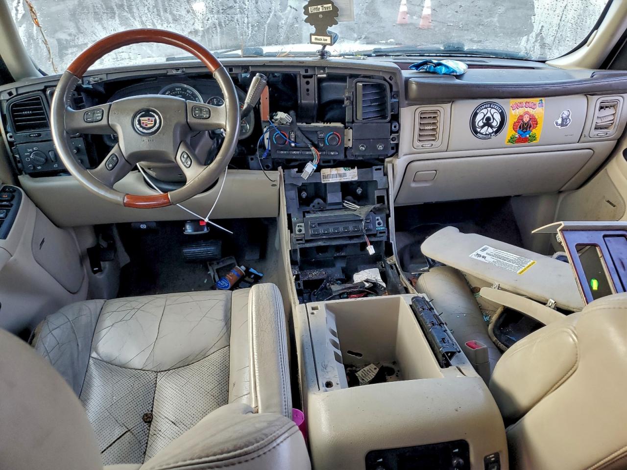 Cadillac Escalade Esv Image 10