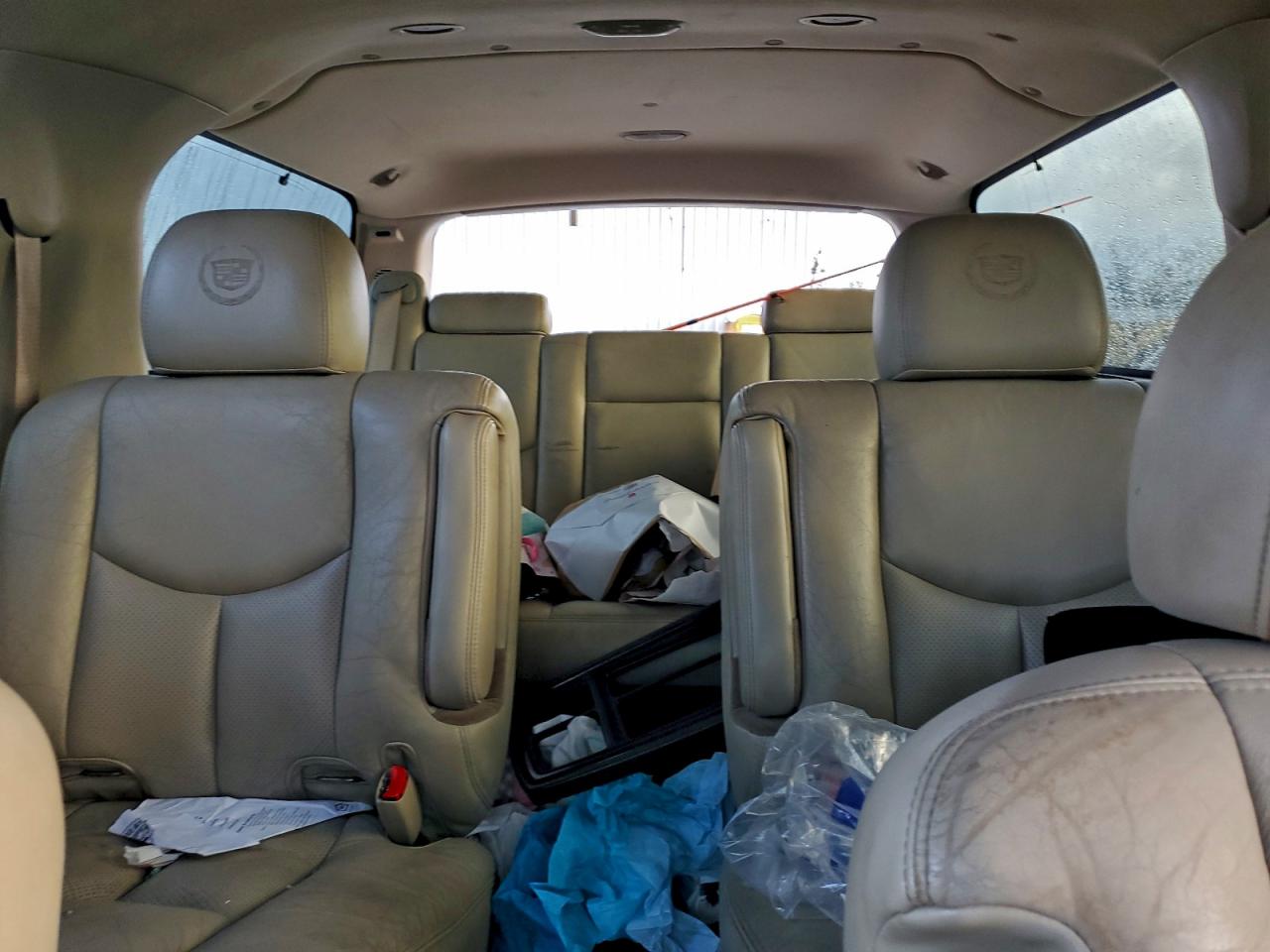 Cadillac Escalade Esv Image 6