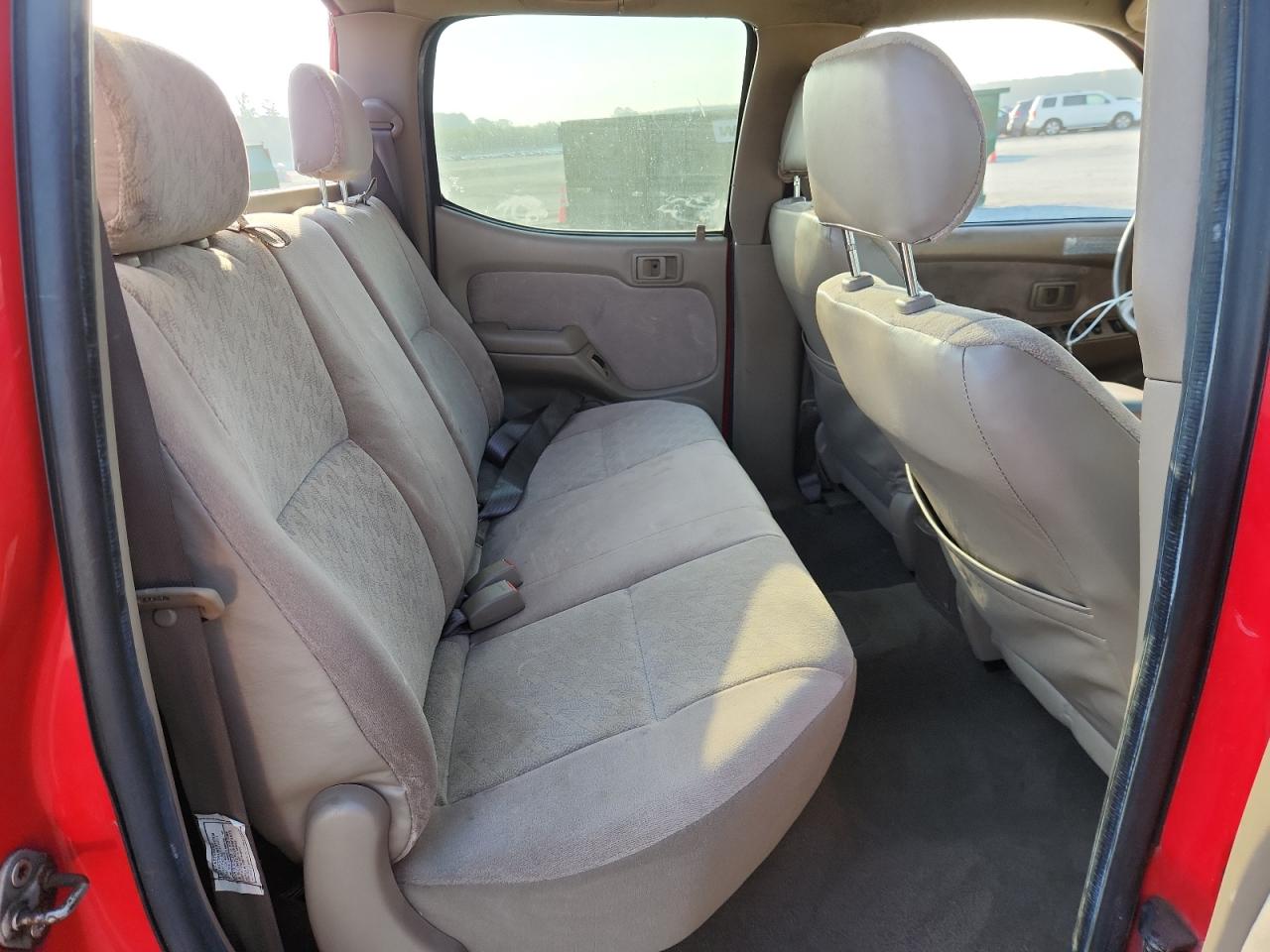 Toyota Tacoma Double Cab Image 9