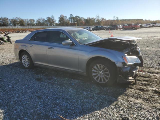 Chrysler 300 Image 12