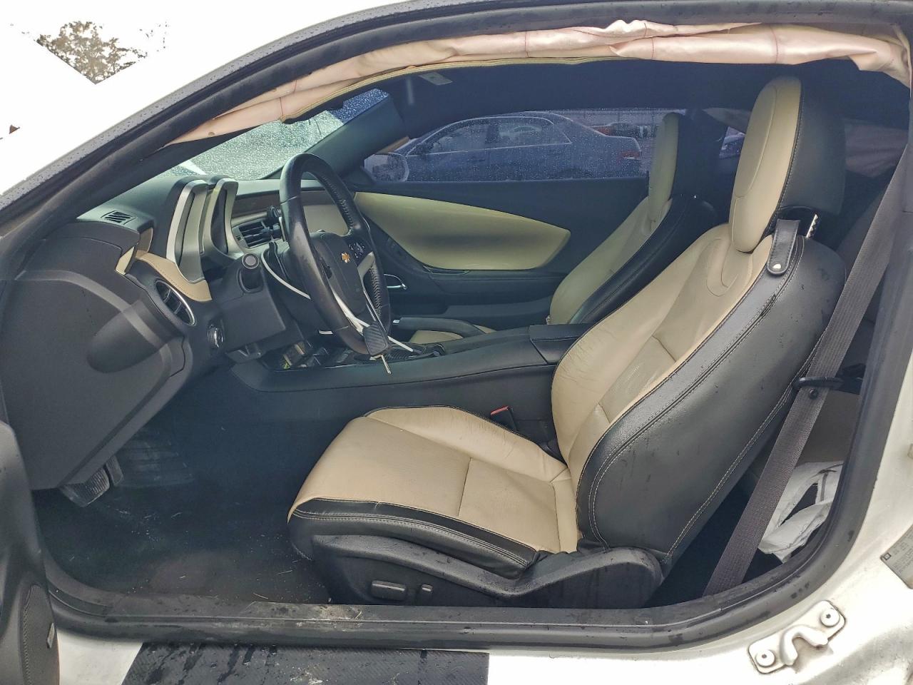 Chevrolet Camaro Lt Image 10