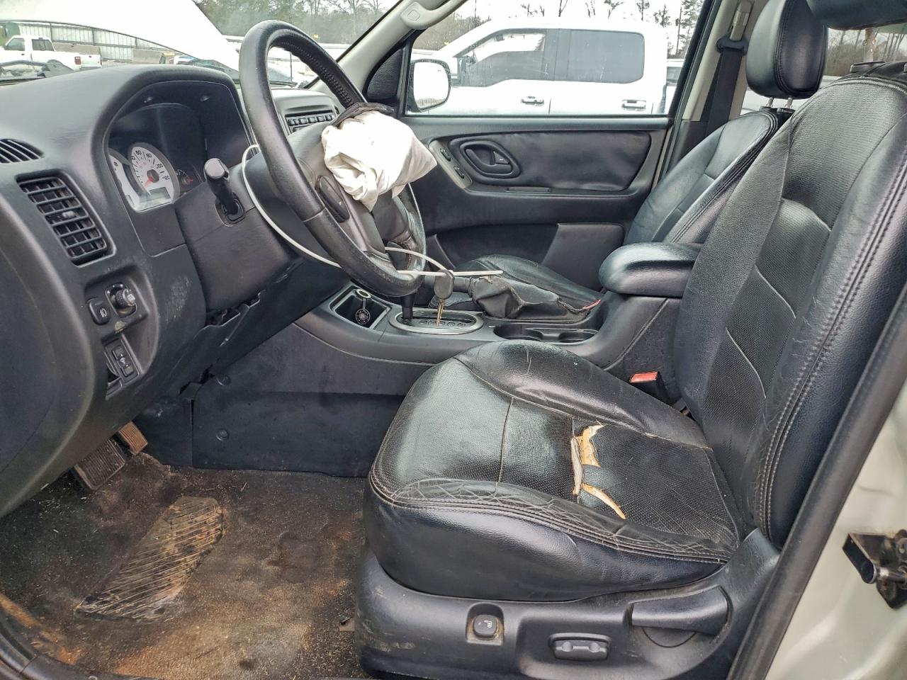 Ford Escape Limited Image 8