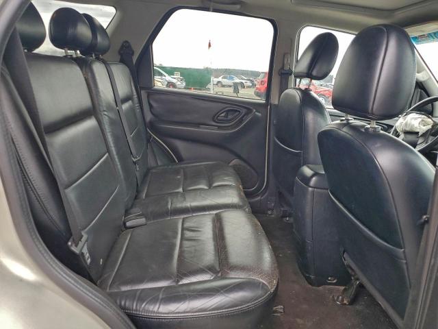 Ford Escape Limited Image 3