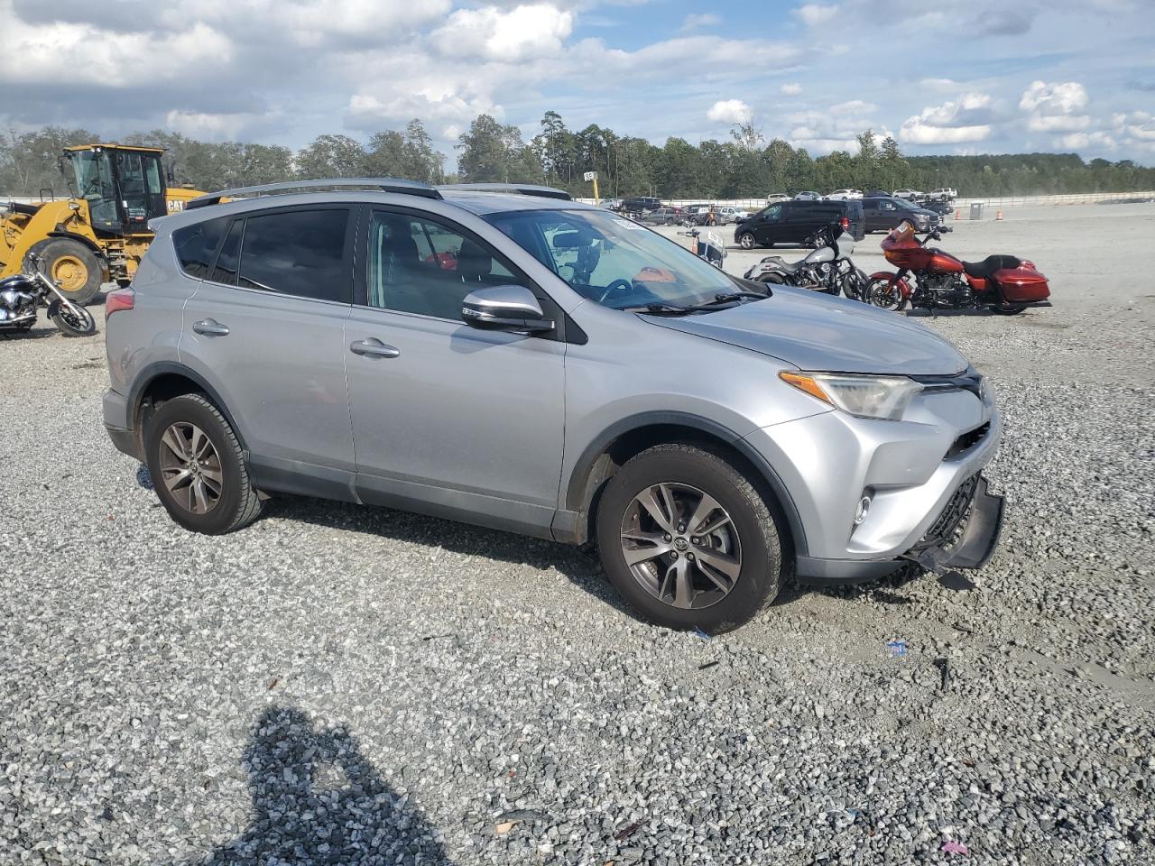 Toyota RAV4 Xle Image 8