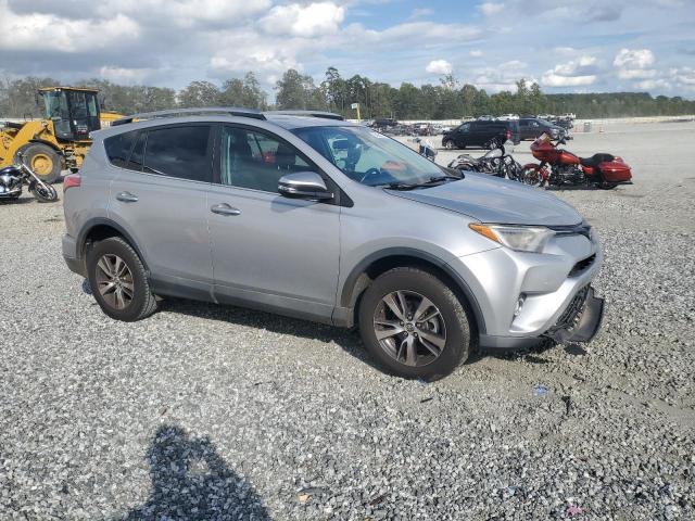 Toyota RAV4 Xle Image 8