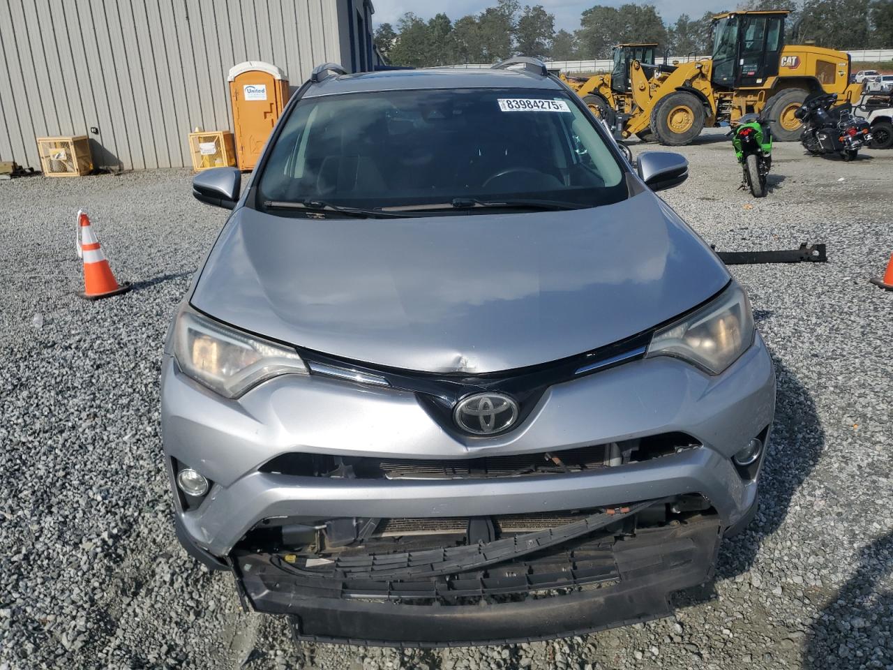 Toyota RAV4 Xle Image 6