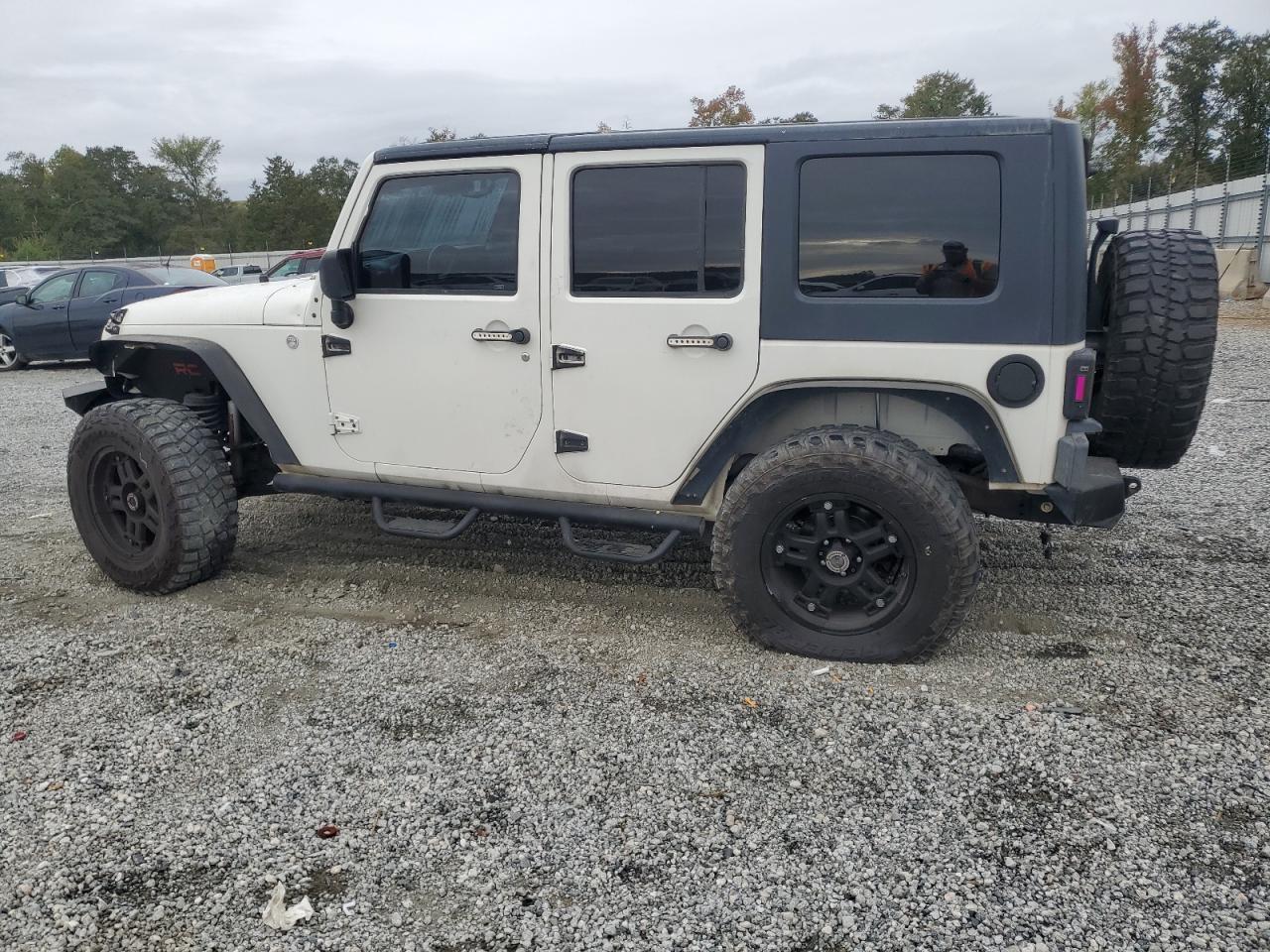 Jeep Wrangler Sport Image 2