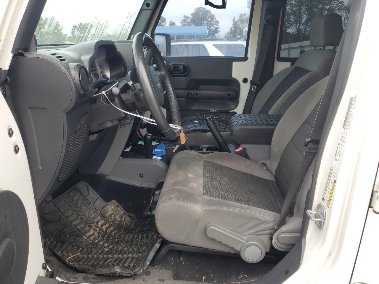 Jeep Wrangler Sport Image 9