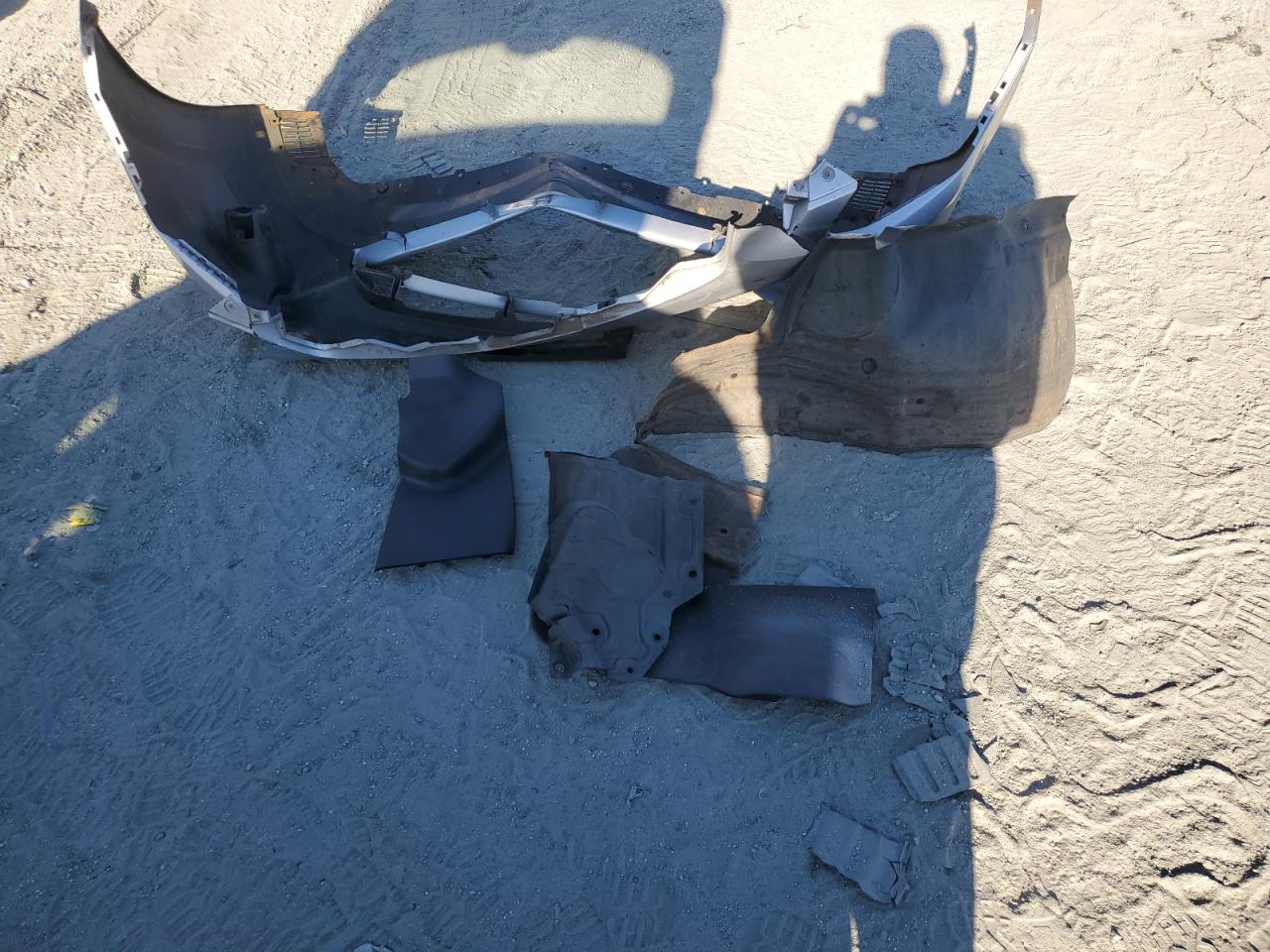 Nissan Rogue S Image 10