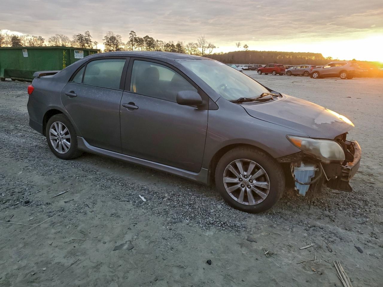 Toyota Corolla Base Image 2