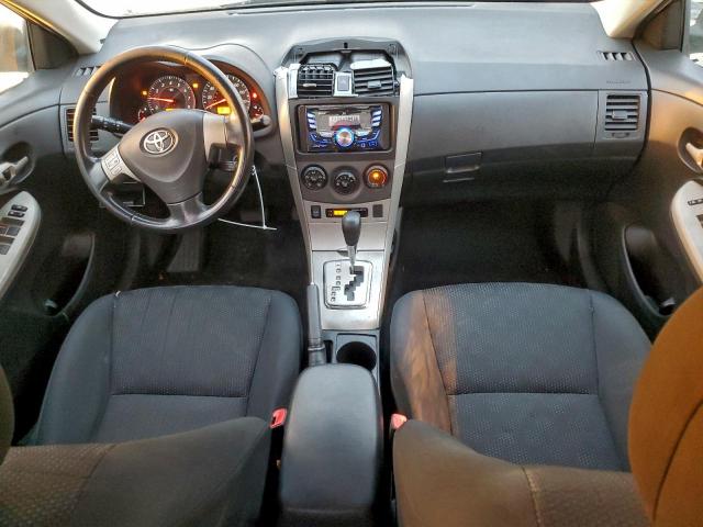 Toyota Corolla Base Image 8