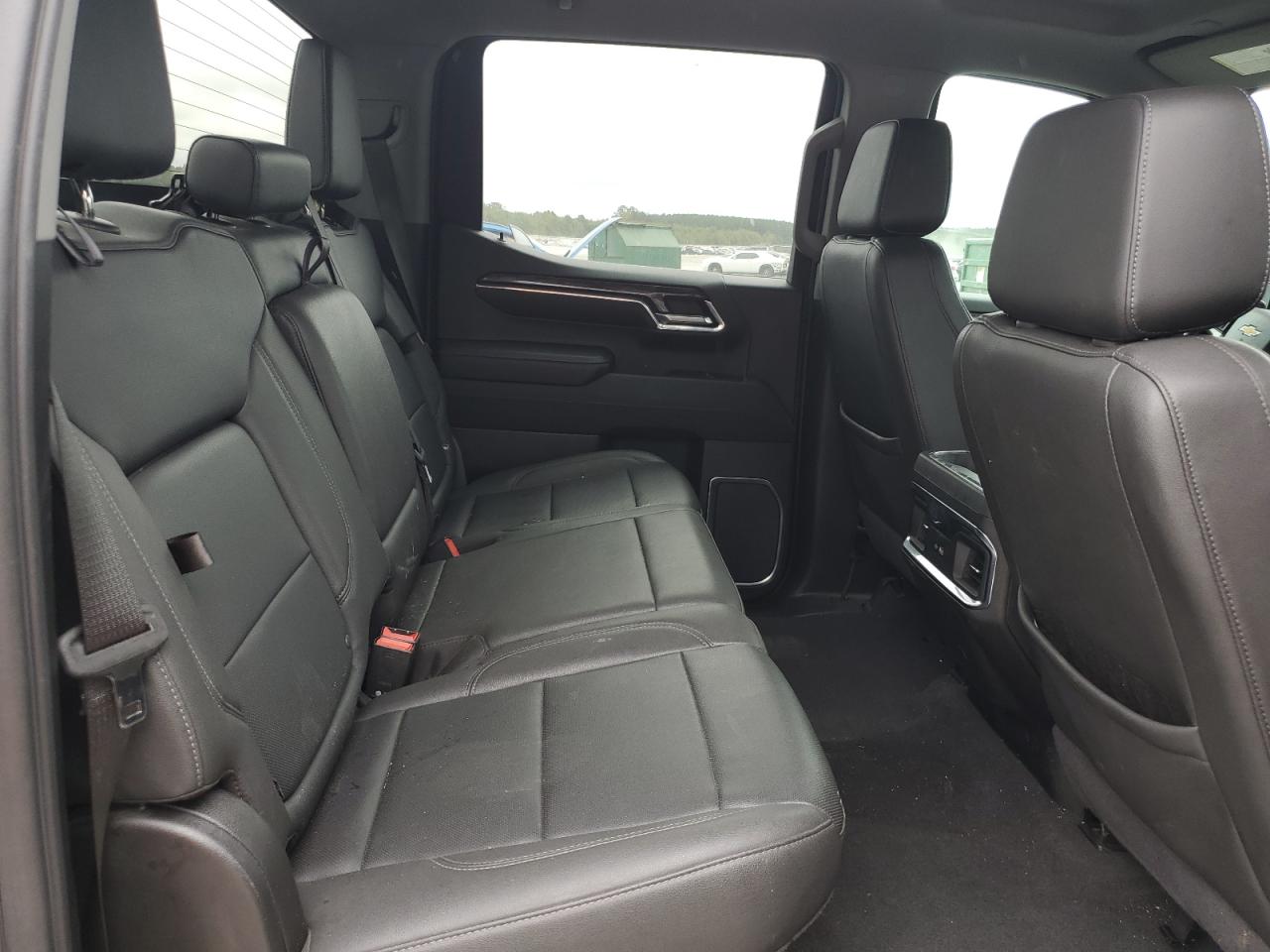 Chevrolet Silverado K1500 Ltz Image 8